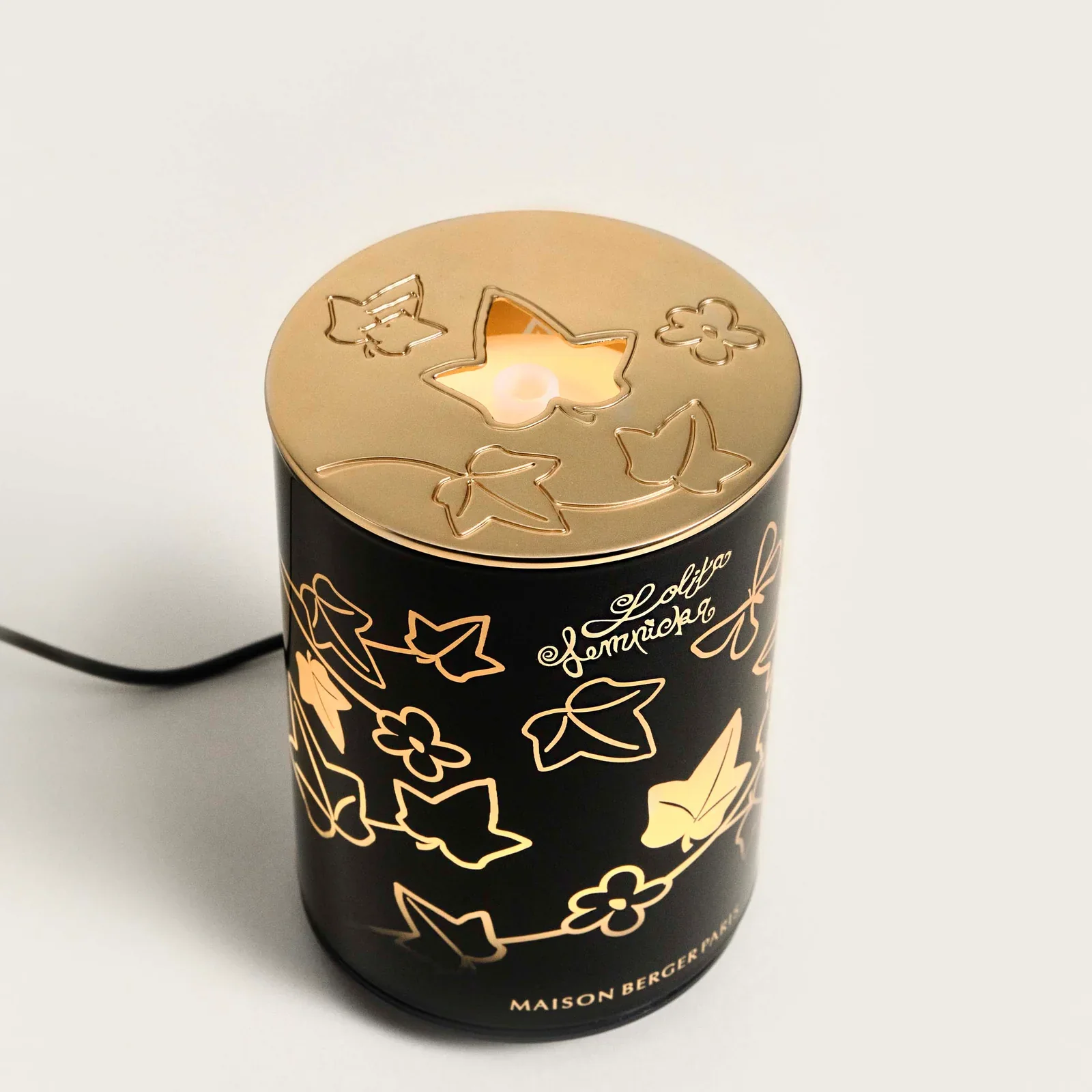 LOLITA Black Mist Electronic Diffuser by Maison Parfum Berger - Image 3