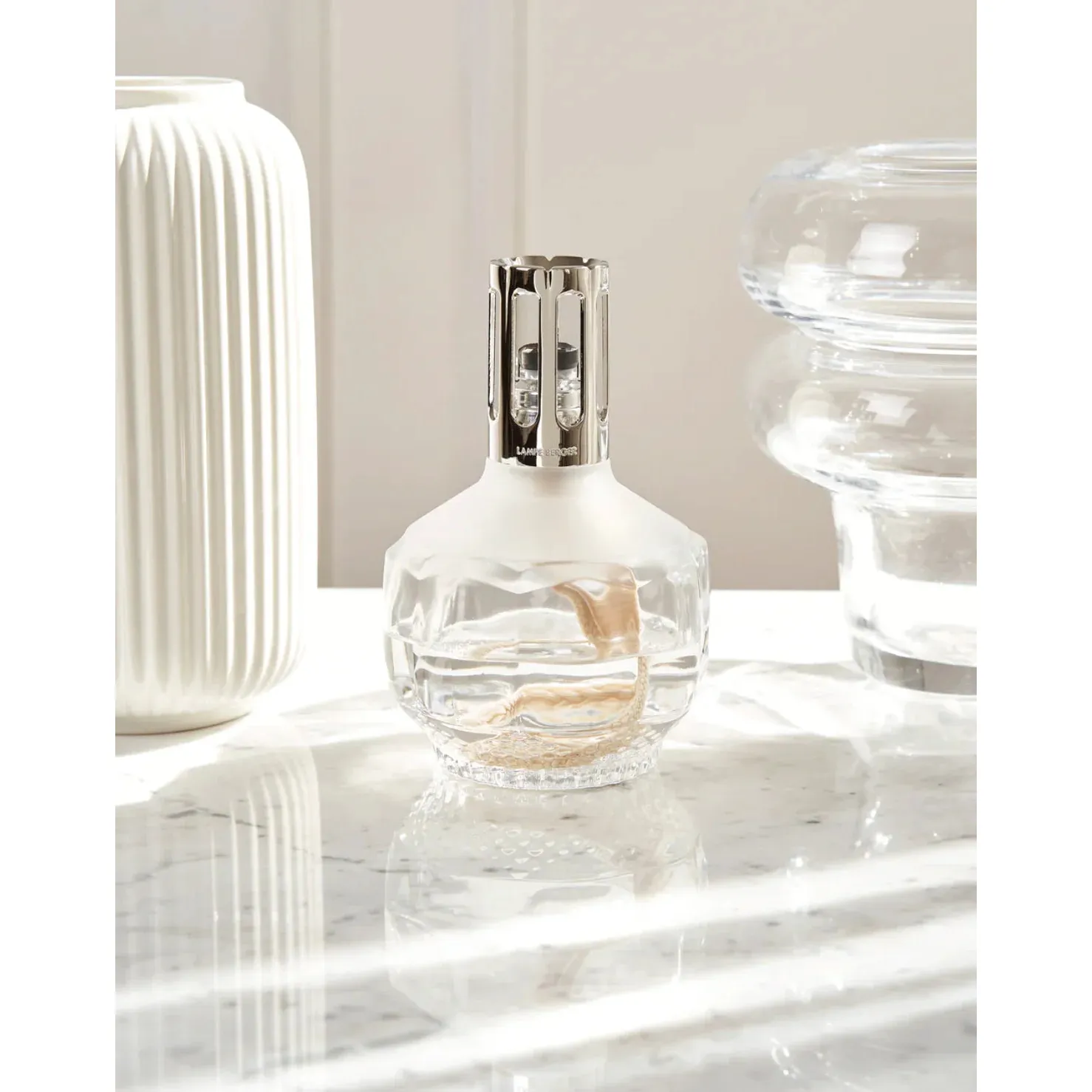 MOLECULE Clear WInter Frost Lampe Gift Set By Maison Berger - Image 4